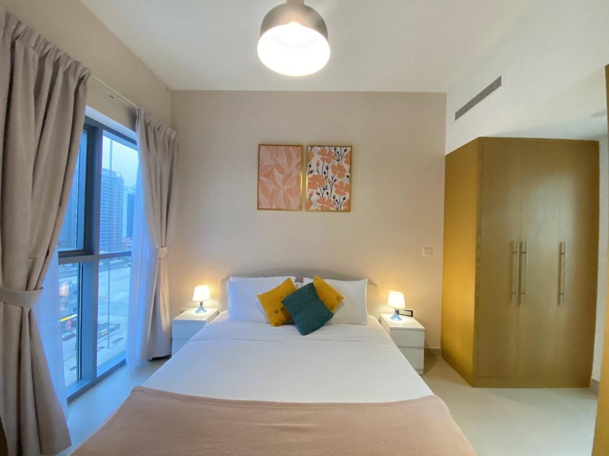 Lux Bnb Bellevue Tower Downtown Dubai Exterior foto