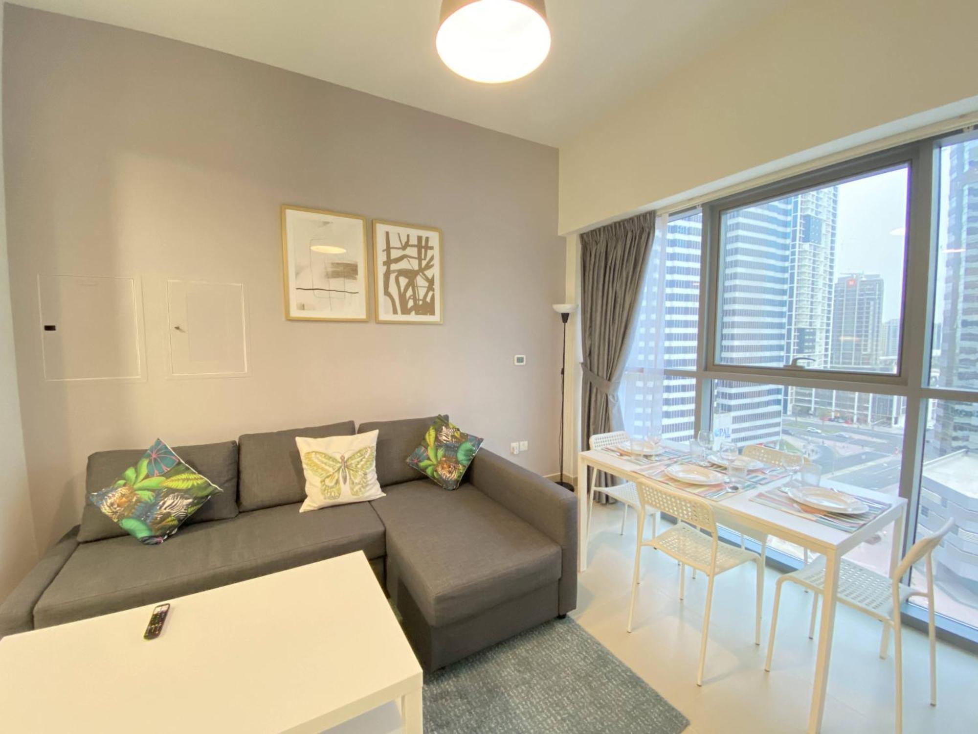 Lux Bnb Bellevue Tower Downtown Dubai Exterior foto